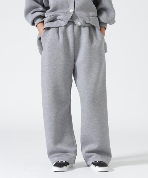 YENN（イエン）の「YENN（イエン）SPONDISH TUCK PANTS/SETUP可（その他パンツ・レディース・グレー/ブラック・36/38）」の2枚目の写真