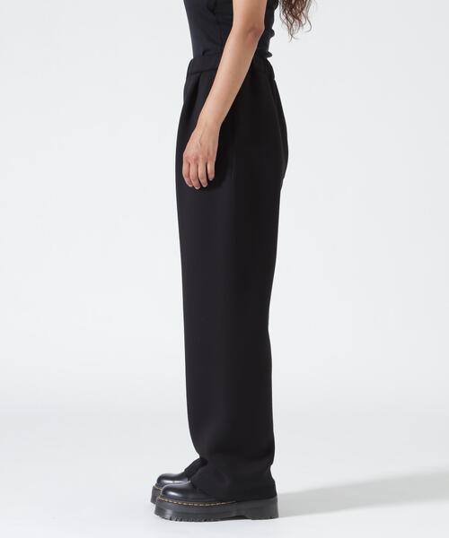 YENN（イエン）の「YENN（イエン）SPONDISH TUCK PANTS/SETUP可（その他パンツ・レディース・グレー/ブラック・36/38）」の4枚目の写真