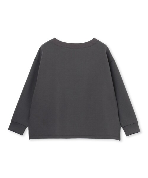 UNFILO(アンフィーロ)の「BEAUTY FORM JERSEY サイドスリット プルオーバー(スウェット・レディース・ブラック系/ライトグレー系1/レッド系/グレー系/ベージュ系・SMALL/MEDIUM)」の22枚目の写真
