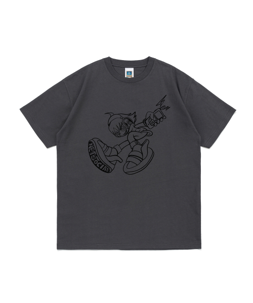 NET SOCIAL CLUB(ネットソーシャルクラブ)の「サイバーボーイ 半袖Tシャツ (チャコール)(Tシャツ/カットソー・レディース・その他・LARGE/SMALL/MEDIUM/X-LARGE)」の1枚目の写真