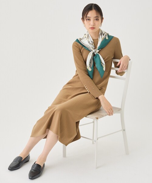INDIVI（インディヴィ）の「【一着でコーデ完成！】ニットコンビ 美スタイルワンピース（ワンピース・レディース・ブラウン系/ブラック/ネイビー系4・38/05/40）」の2枚目の写真