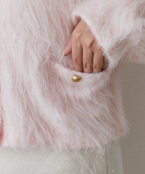 La boutique BonBon(ラブティックボンボン)の「【最強愛されニット】FUR加工ジャケットカーディガン(カーディガン/ボレロ・レディース・ピンク/サックスブルー・FREE)」の3枚目の写真