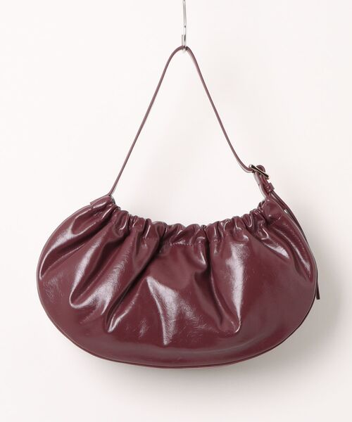 A.P.C.（アーペーセー）の「SAC NINON HOOP（ショルダーバッグ・レディース・ボルドー・ONESIZE）」の2枚目の写真