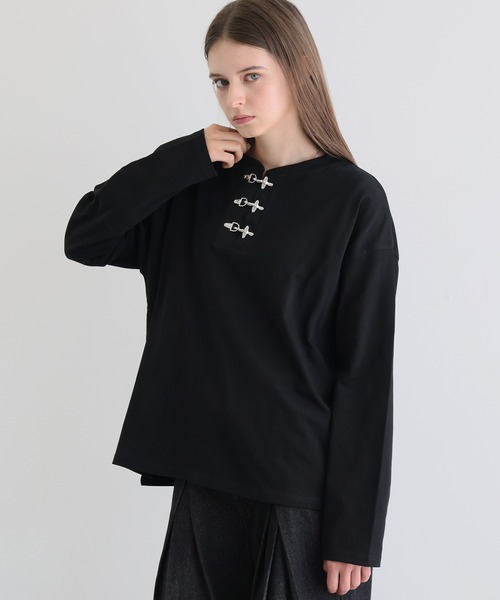 ELLUV(エルブ)の「【ELLUV/エルヴ】ファインコットン ファイヤーマンバックルヘンリーネックロンT(Tシャツ/カットソー・メンズ・ホワイト/ブラック・S/M/L)」の17枚目の写真