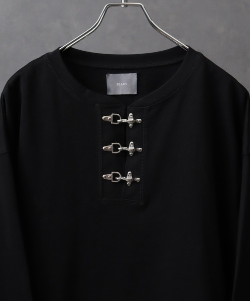 ELLUV(エルブ)の「【ELLUV/エルヴ】ファインコットン ファイヤーマンバックルヘンリーネックロンT(Tシャツ/カットソー・メンズ・ホワイト/ブラック・S/M/L)」の6枚目の写真
