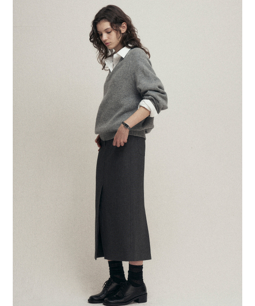 MALOUPE（マロップ）の「8104 Vネックニット（グレー）（ニット/セーター・レディース・ブラック・FREE）」の2枚目の写真