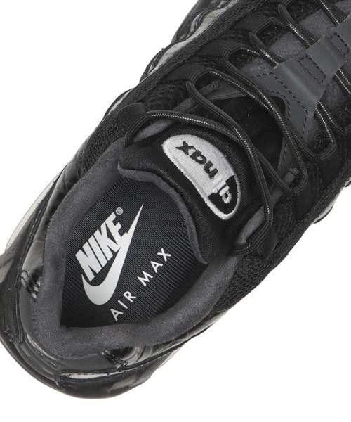 NIKE(ナイキ)の「W AIR MAX 95 BIG BUBBLE SE IV2839-001(スニーカー・レディース・ブラック・25.5cm/25.0cm/24.5cm/24.0cm/23.5cm/23.0cm/29.0cm/28.0cm/27.5cm/27.0cm/26.5cm)」の7枚目の写真