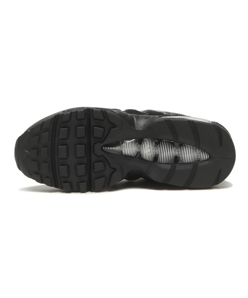 NIKE(ナイキ)の「W AIR MAX 95 BIG BUBBLE SE IV2839-001(スニーカー・レディース・ブラック・25.5cm/25.0cm/24.5cm/24.0cm/23.5cm/23.0cm/29.0cm/28.0cm/27.5cm/27.0cm/26.5cm)」の6枚目の写真