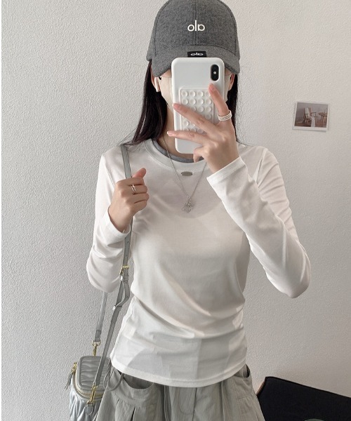 SHEPP(シープ)の「【26年秋冬新作】バイカラー配色リンガー長袖Tシャツ(Tシャツ/カットソー・レディース・ブルー/イエロー/ピンク/レッド/グレー/ブラウン/ブラック/ホワイト・F)」の2枚目の写真