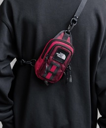 THE NORTH FACE（ザノースフェイス）の「THE NORTH FACE ザ・ノースフェイス HOT SHOT CROSSBODY ホットショットクロスボディバッグ/取り外し可能コンパクトショルダーバッグ（ボディバッグ/ウエストポーチ）」
