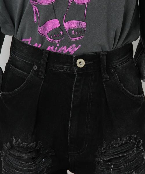Another Edition（アナザーエディション）の「ダメージブラックデニムショートパンツ/AEBC DAMAGE BLK/DNM SRT◆（デニムパンツ・レディース・ブラック・SMALL/MEDIUM）」の5枚目の写真
