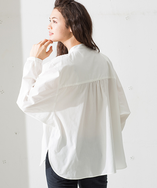 Denime(ドゥニーム)の「ボリュームスリーブシャツ(シャツ/ブラウス・レディース・ブルー/ホワイト・FREE)」の11枚目の写真