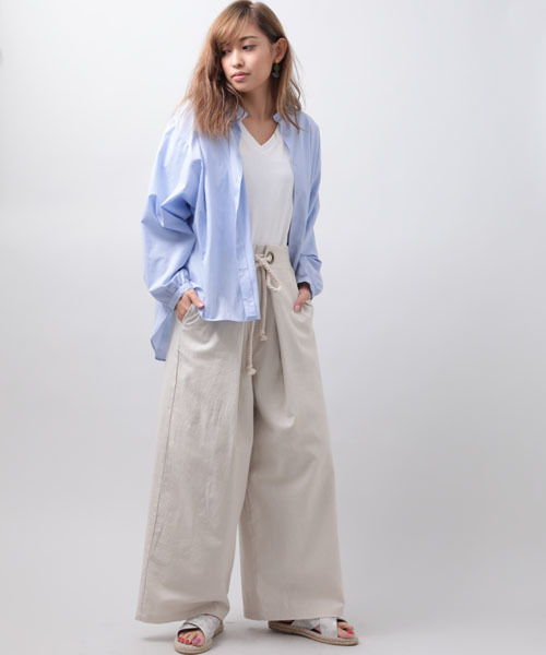 Denime(ドゥニーム)の「ボリュームスリーブシャツ(シャツ/ブラウス・レディース・ブルー/ホワイト・FREE)」の17枚目の写真