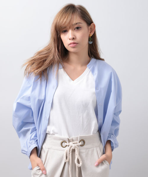 Denime(ドゥニーム)の「ボリュームスリーブシャツ(シャツ/ブラウス・レディース・ブルー/ホワイト・FREE)」の18枚目の写真