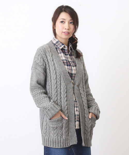 CUBE SUGAR(キューブシュガー)の「ウール混ケーブル柄切替カーディガン(カーディガン/ボレロ・レディース・ナチュラル/トップグレー/マスタード/ネイビー/マルチ・M)」の2枚目の写真