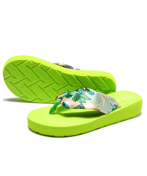 TeddyShop(テディショップ)の「【軽量/滑り止め】柔らか鼻緒でラクチン♪ 厚底 トングサンダル ビーチサンダル レディース(サンダル・レディース・ベージュ系その他/ホワイト/ブラック系その他3/ブラウン/ブラック系その他2/ネイビー/ベージュ系その他2/ブラック系その他/グリーン・36/40/35/38/37/39)」の8枚目の写真