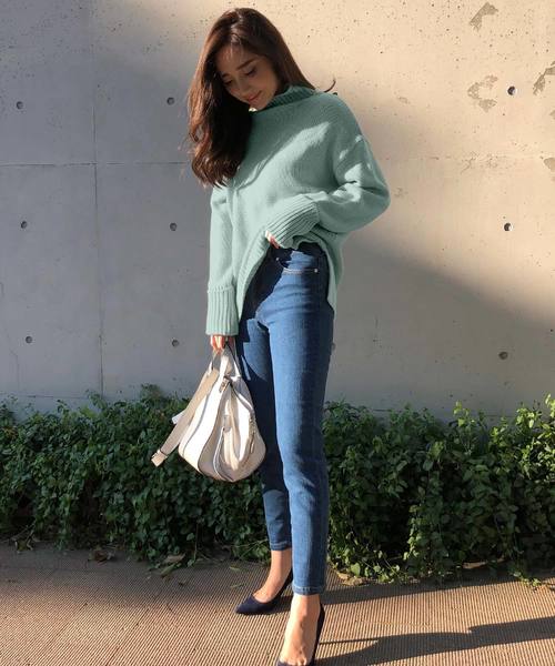 KOBE LETTUCE（コウベレタス）の「［ハイネック/ボートネック］サイドスリット袖リブ折り返しゆるニット＊レディース/トップス/セーター[C3495]神戸レタス（ニット/セーター・レディース・グレー/アイボリー/ホワイト系その他/グレー系その他/ベージュ系その他/グリーン系その他/パープル系その他/グレイッシュベージュ/ミント/ラベンダー/ブルー系その他/ネイビー/ブルー系その他2・FREE）」の22枚目の写真