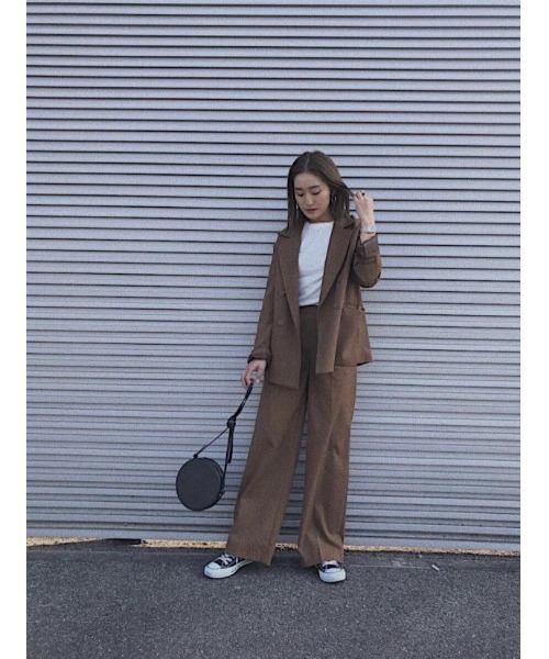 AZUL by moussy(アズールバイマウジー)の「WarmタックワイドPT(その他パンツ・レディース・ブラック/ブラウン/ブラック系その他・SMALL/MEDIUM/LARGE)」の4枚目の写真