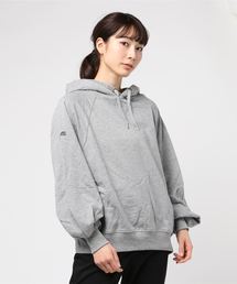 袖刺繍ラグランパーカ