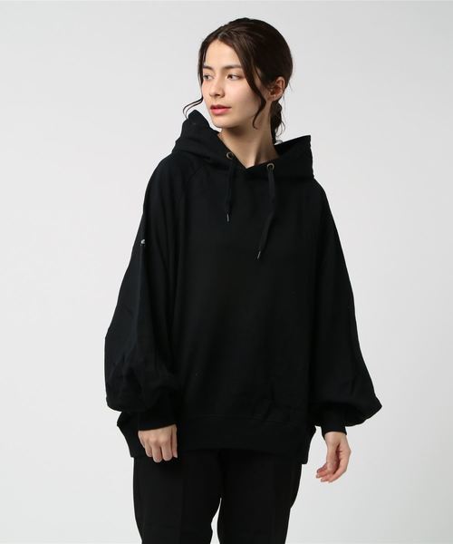 archives(アルシーヴ)の「袖刺繍ラグランパーカ(パーカー・レディース・ブラック/パープル/グレー/オフホワイト・MEDIUM)」の3枚目の写真