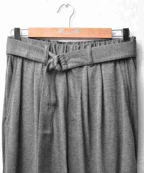 MinoriTY(マイノリティ)の「ベルト付き七分丈ワイドパンツ(その他パンツ・メンズ・ブラック/ブラック系その他/ベージュ系その他/チャコール・M/L)」の15枚目の写真