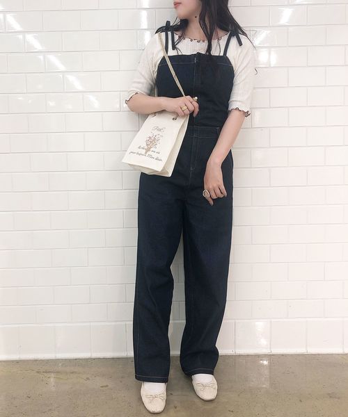 one after another NICE CLAUP(ワンアフターアナザーナイスクラップ)の「【Petite by NICE CLAUP】 スクエアトートバッグ(ショルダーバッグ・レディース・アイボリー/ベージュ・FREE)」の4枚目の写真