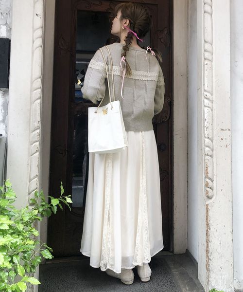 one after another NICE CLAUP(ワンアフターアナザーナイスクラップ)の「【Petite by NICE CLAUP】 スクエアトートバッグ(ショルダーバッグ・レディース・アイボリー/ベージュ・FREE)」の5枚目の写真