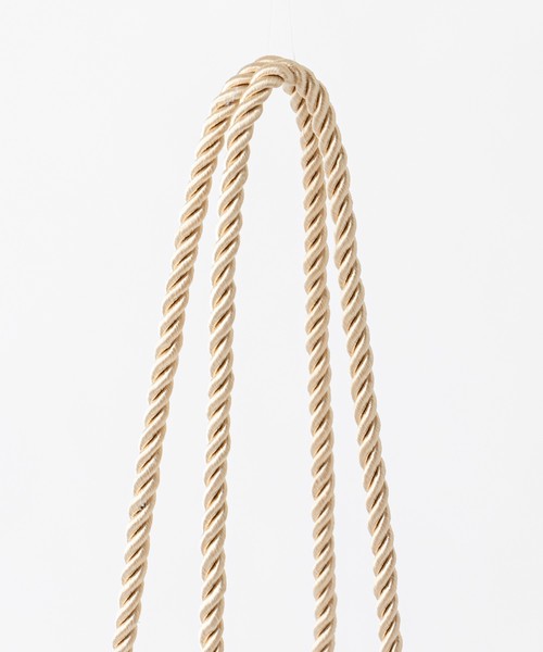 one after another NICE CLAUP(ワンアフターアナザーナイスクラップ)の「【Petite by NICE CLAUP】 スクエアトートバッグ(ショルダーバッグ・レディース・アイボリー/ベージュ・FREE)」の16枚目の写真