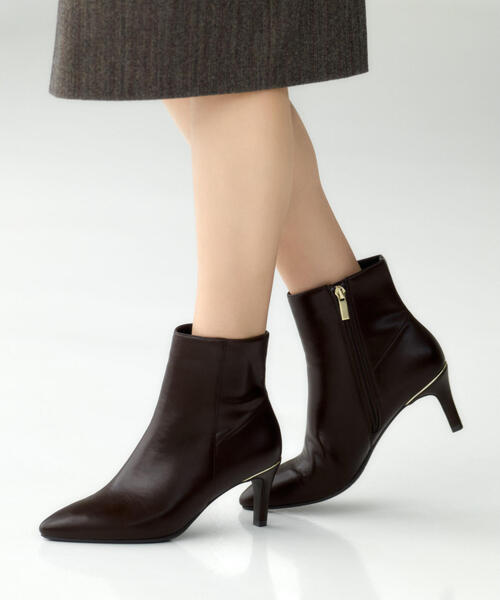 green label relaxing（グリーンレーベルリラクシング）の「◆FFC ポインテッド ショートブーツ(7cmヒール)（ブーツ・レディース・グレー/ブラック/ダークブラウン・MEDIUM/SMALL/LARGE/LL）」の12枚目の写真