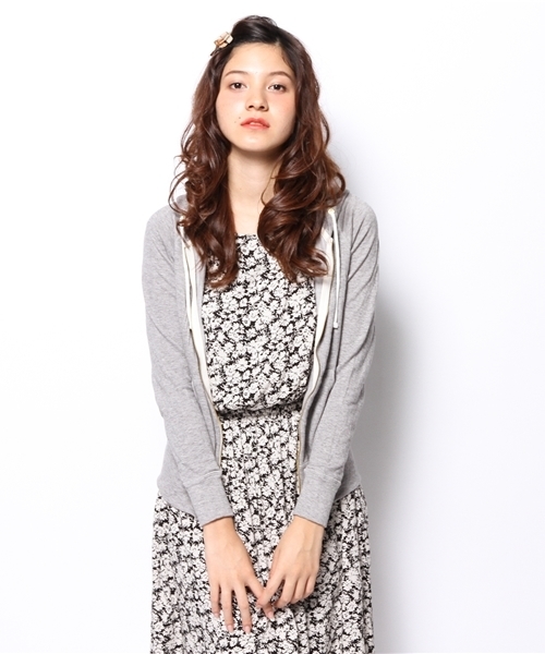 SHIPS for women(シップスフォーウィメン)の「コットンカシミヤ 裏毛ジップパーカ(パーカー・レディース・ホワイト/グレー/ネイビー・38/36)」の16枚目の写真