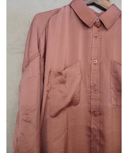 ulu(ウル)の「Vintage satin shirt(シャツ/ブラウス・レディース・グレー/ピンク/キャメル・FREE)」の9枚目の写真