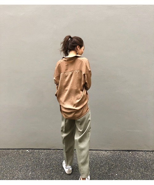 ulu(ウル)の「Vintage satin shirt(シャツ/ブラウス・レディース・グレー/ピンク/キャメル・FREE)」の22枚目の写真