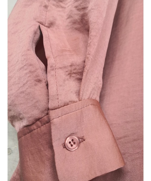 ulu(ウル)の「Vintage satin shirt(シャツ/ブラウス・レディース・グレー/ピンク/キャメル・FREE)」の15枚目の写真