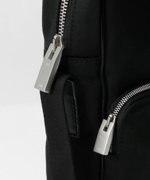 1017 ALYX 9SM（アリクス）の「＜1017 ALYX 9SM＞ VERTICAL CAMERA BAG