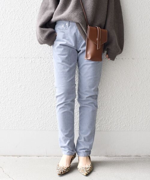 SHIPS（シップス）の「【WEB限定】テーパードコーデュロイパンツ◆（その他パンツ・レディース・ベージュ/オフホワイト/グリーン/ダークグレー/ブルー/ブラック・SMALL/MEDIUM/LARGE/X-SMALL）」の6枚目の写真