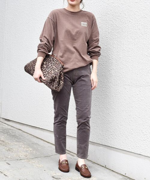 SHIPS（シップス）の「【WEB限定】テーパードコーデュロイパンツ◆（その他パンツ・レディース・ベージュ/オフホワイト/グリーン/ダークグレー/ブルー/ブラック・SMALL/MEDIUM/LARGE/X-SMALL）」の14枚目の写真