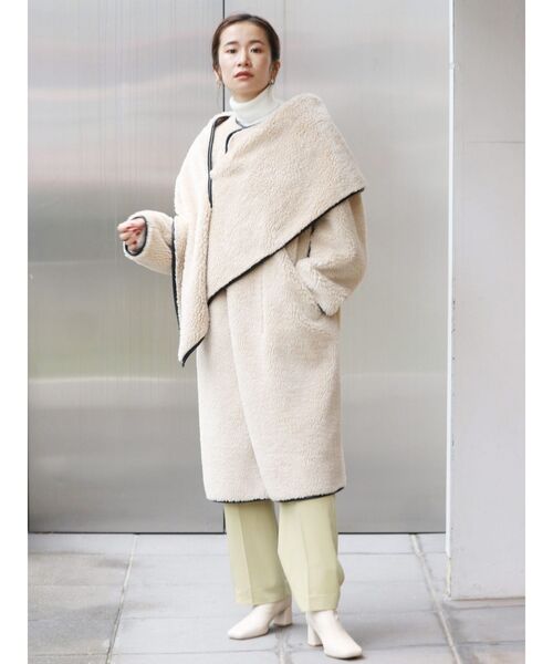 Ungrid（アングリッド）の「ストールコンビパイピングコート（ノー  