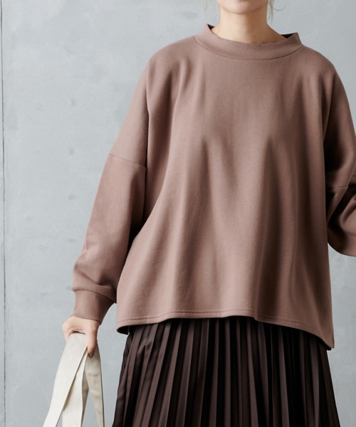 PUAL CE CIN(ピュアルセシン)の「モックネックプルオーバー(Tシャツ/カットソー・レディース・アイボリー/チャコール/ベージュ/グレイッシュベージュ・FREE)」の1枚目の写真