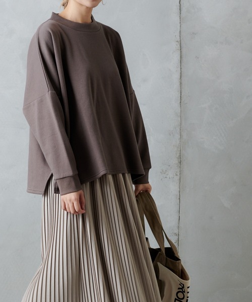 PUAL CE CIN(ピュアルセシン)の「モックネックプルオーバー(Tシャツ/カットソー・レディース・アイボリー/チャコール/ベージュ/グレイッシュベージュ・FREE)」の4枚目の写真