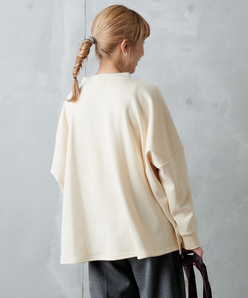 PUAL CE CIN(ピュアルセシン)の「モックネックプルオーバー(Tシャツ/カットソー・レディース・アイボリー/チャコール/ベージュ/グレイッシュベージュ・FREE)」の13枚目の写真