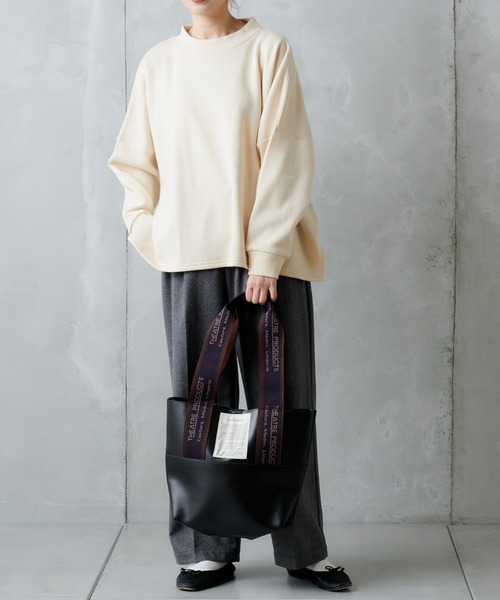 PUAL CE CIN(ピュアルセシン)の「モックネックプルオーバー(Tシャツ/カットソー・レディース・アイボリー/チャコール/ベージュ/グレイッシュベージュ・FREE)」の5枚目の写真