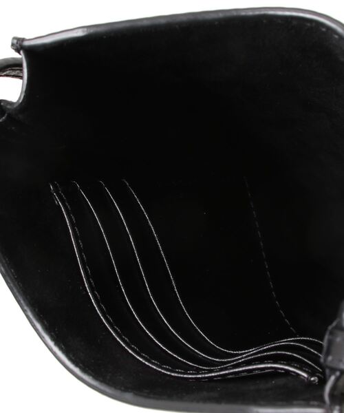 A.P.C.（アーペーセー）の「NECK POUCH JAMIE 21P（ショルダーバッグ・レディース・ブラック・ONESIZE）」の4枚目の写真