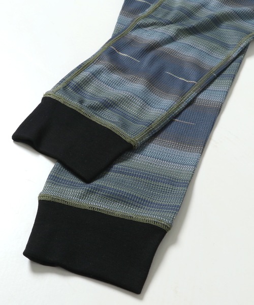 KRIFF MAYER Lady's Collection（クリフメイヤーレディースコレクション）の「総柄転写レギンス（レギンス/スパッツ・レディース・ブラック/グレー/カラフル・MEDIUM/LARGE）」の14枚目の写真