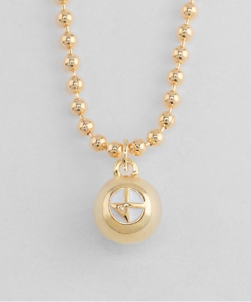 NONENON(ノンノン)の「【NONENON】BILLIARD BALL LOGO NECKLACE / ノンノン ビリヤード ボール ロゴ ネックレス(ネックレス・メンズ・シルバー/ゴールド・SMALL/MEDIUM/LARGE)」の6枚目の写真