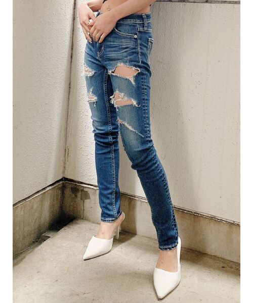 GYDA（ジェイダ）の「M/W Many rippedスキニーデニムパンツ（デニムパンツ・レディース・ブルー/ライトブルー・X-SMALL/SMALL/MEDIUM）」の2枚目の写真