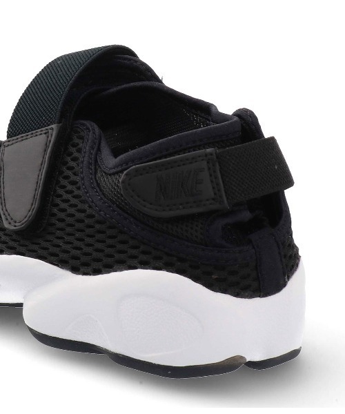 NIKE（ナイキ）の「【NIKE】ナイキ ウィメンズ エア リフト ブリーズ（スニーカー・レディース・ブラック/ホワイト・24/25/23）」の6枚目の写真