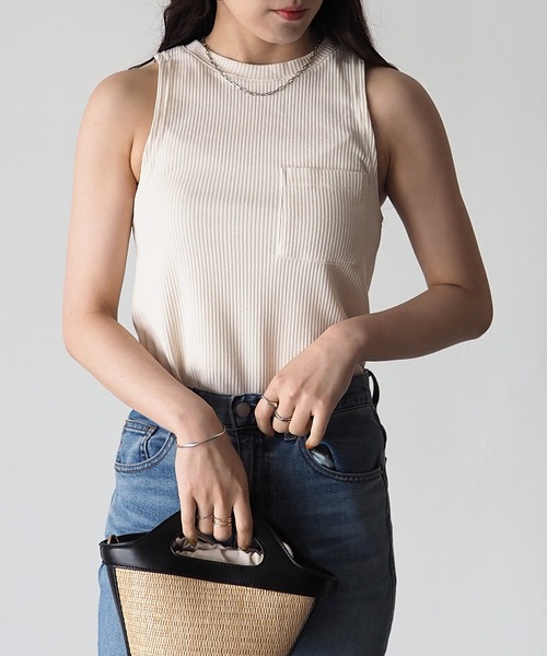 Riberry（リベリー）の「アメスリタンクトップ/ポケット付きワッフルタンクトップ（タンクトップ・レディース・ブラック/カーキ/アイボリー・MEDIUM）」の9枚目の写真