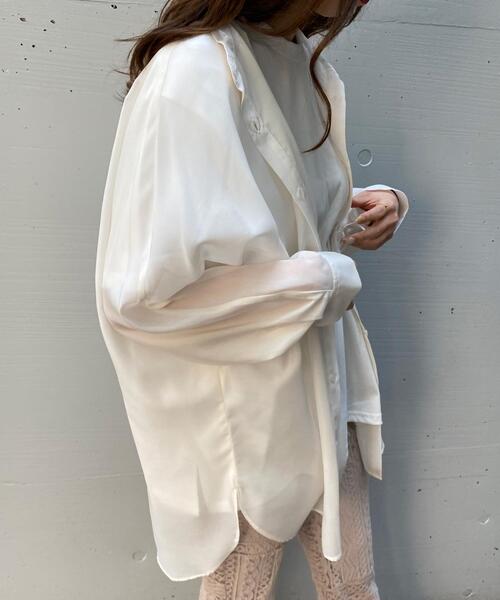 INGNI（イング）の「バンドカラーシアードルマンシャツ（シャツ/ブラウス・レディース・ブラック/パープル/ブラウン/アイボリー/ライトカーキ/ブルー・M）」の2枚目の写真