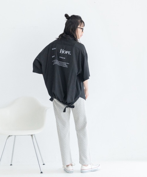 Mysa&Liina（ミーサリーナ）の「プリント入りシャツチュニック（シャツ/ブラウス・レディース・ブラック/ベージュ/オフホワイト・M）」の10枚目の写真