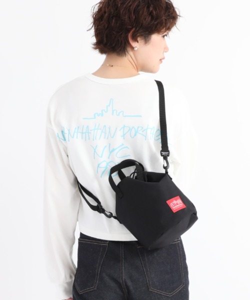 Manhattan Portage(マンハッタンポーテージ)の「Iona Island Shoulder Bag(ショルダーバッグ・メンズ・ブラック・X-SMALL)」の1枚目の写真